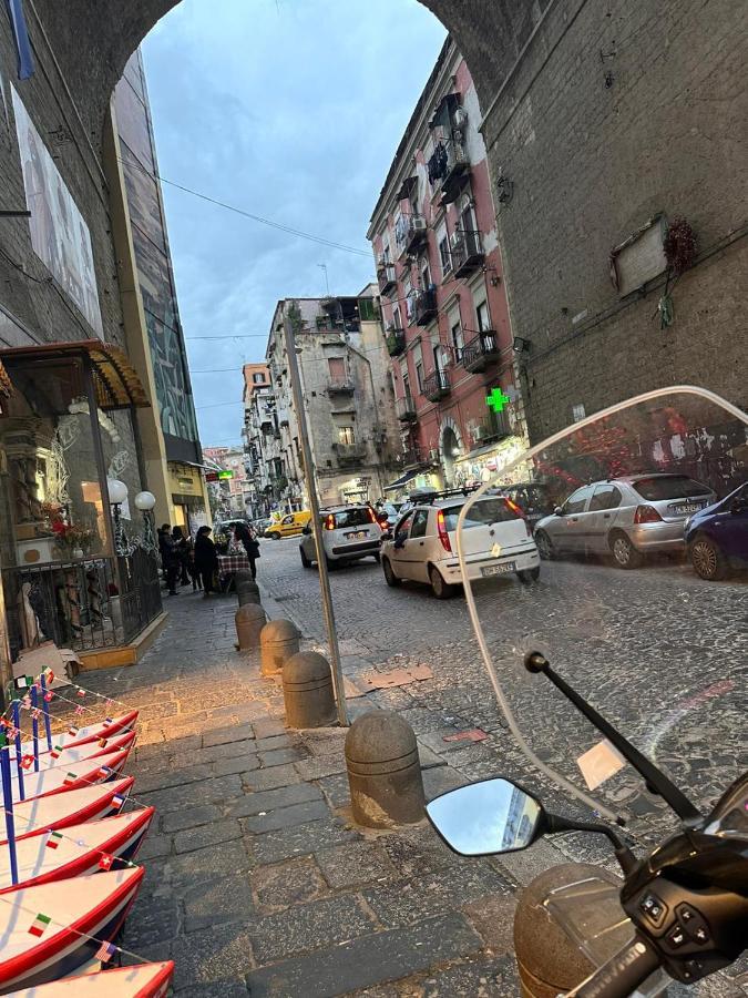 Tiluri Apartment Napoli Exterior foto