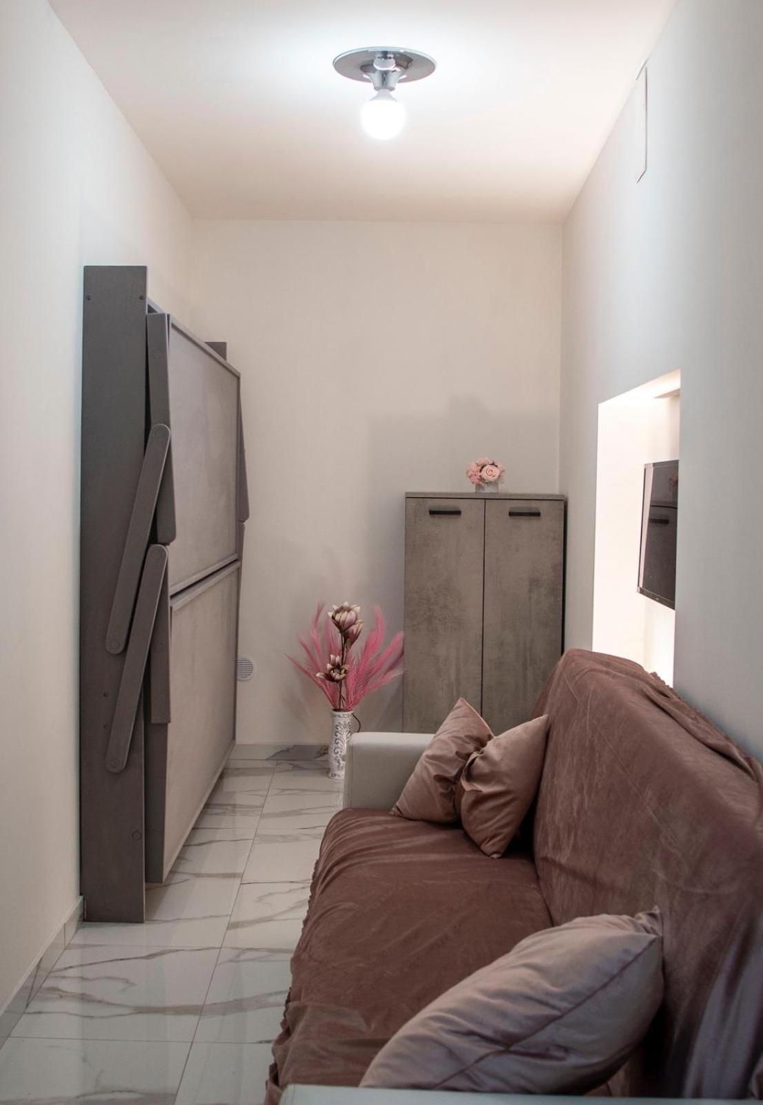 Tiluri Apartment Napoli Exterior foto