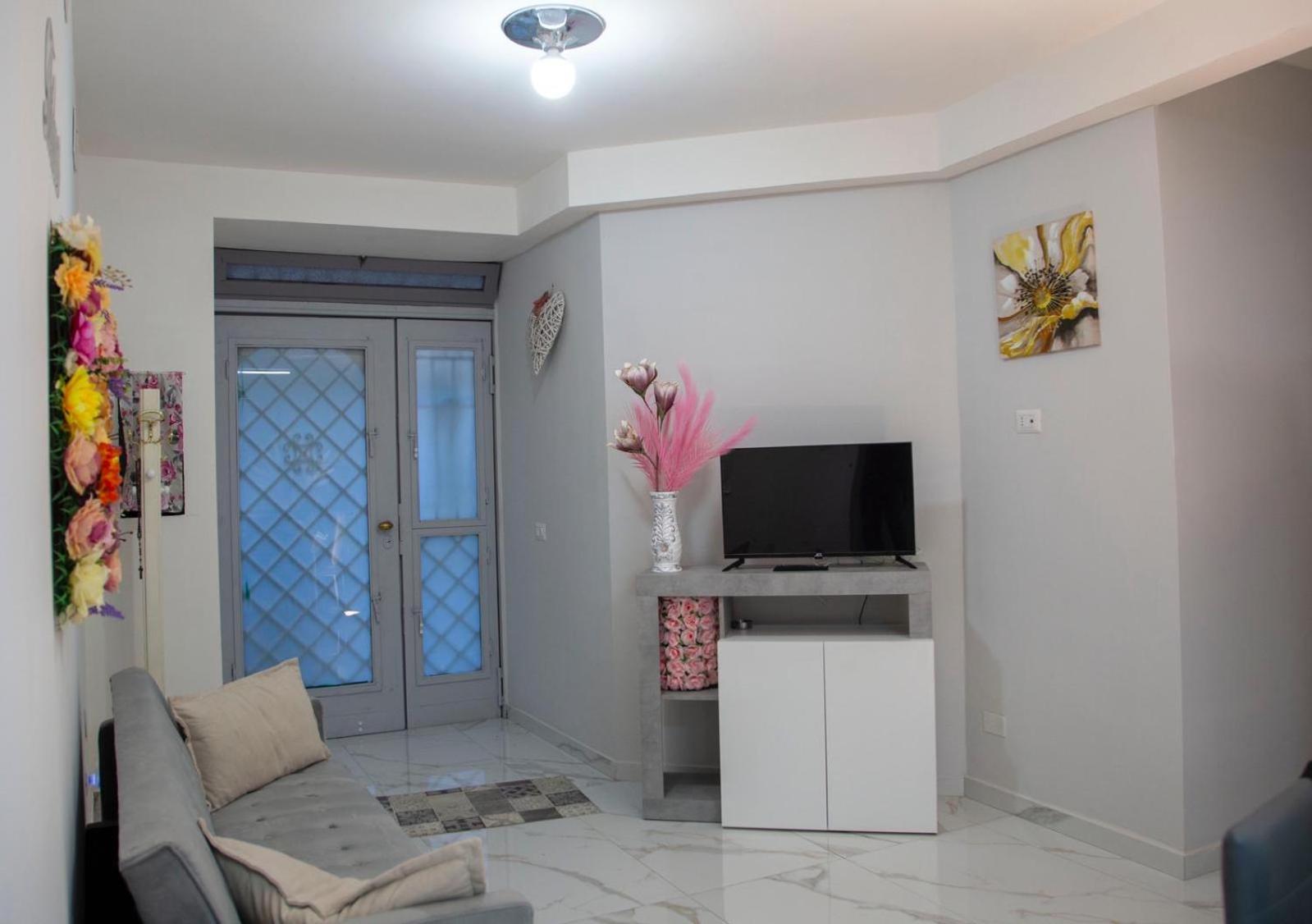 Tiluri Apartment Napoli Exterior foto